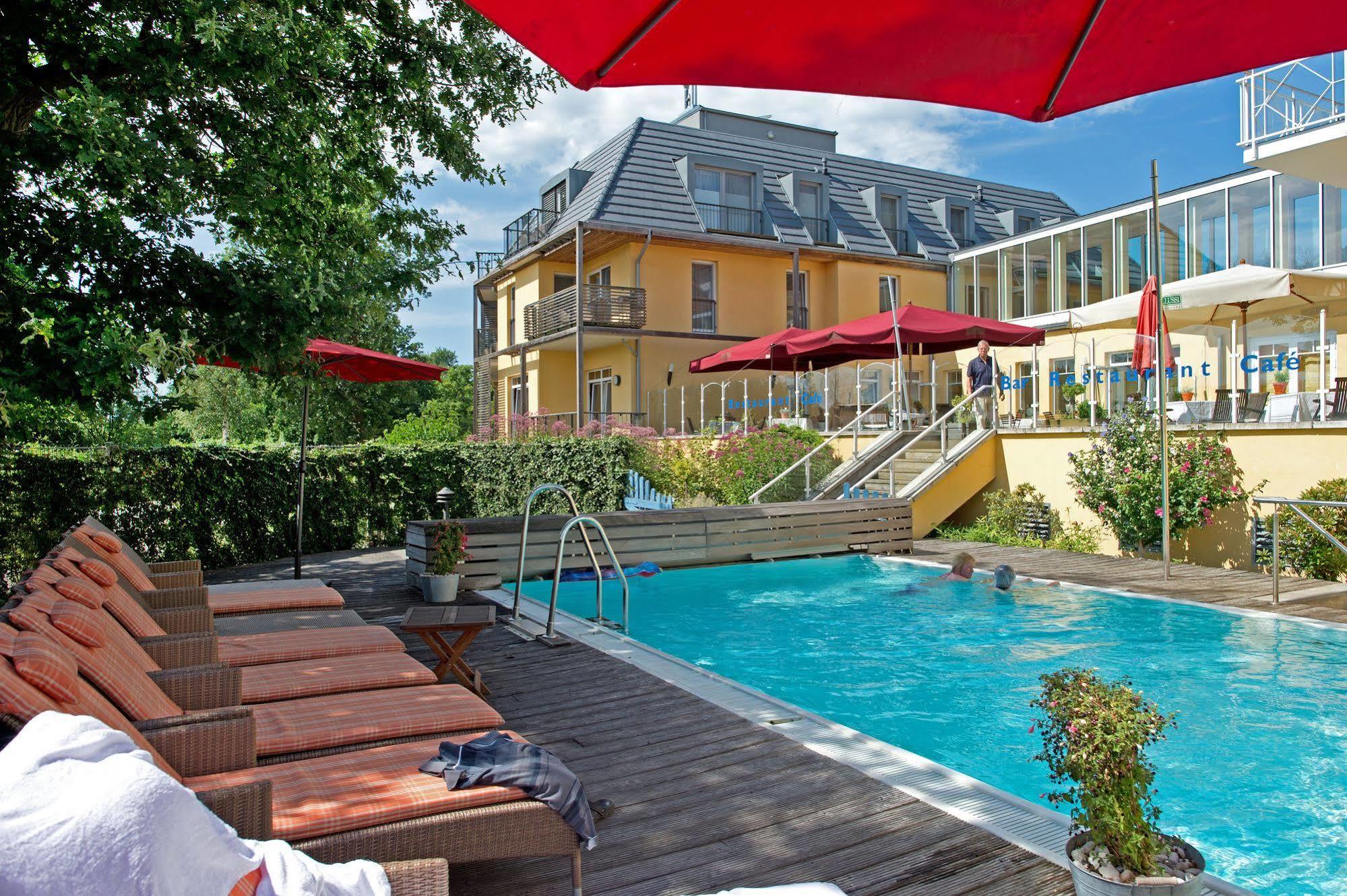 Hotel Meerlust Zingst Exterior photo