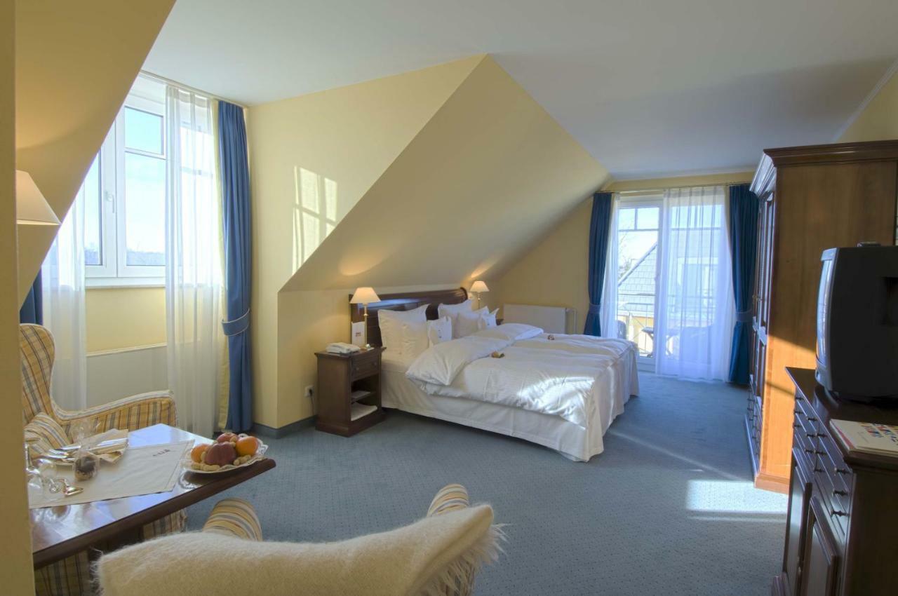 Hotel Meerlust Zingst Exterior photo